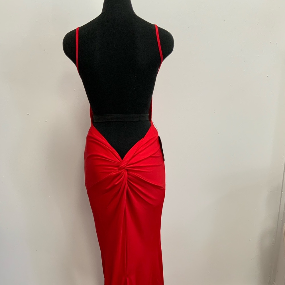 Plunge neck sleeveless maxi gown w/ knotted back detail & low back - Picture 2 of 2